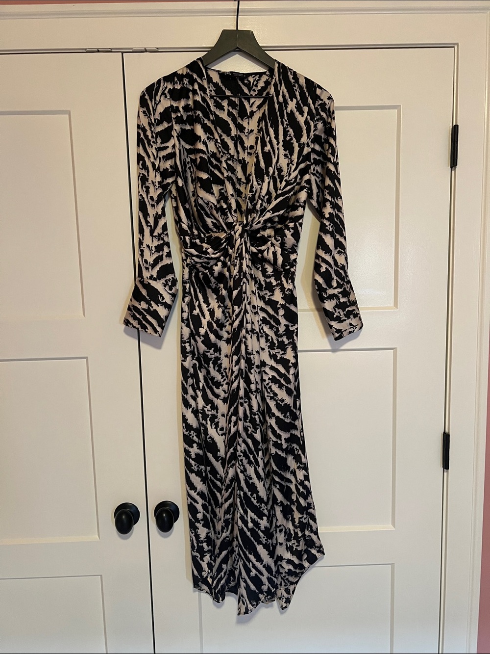 Zara Black and Cream Knot-Front Midi Dress